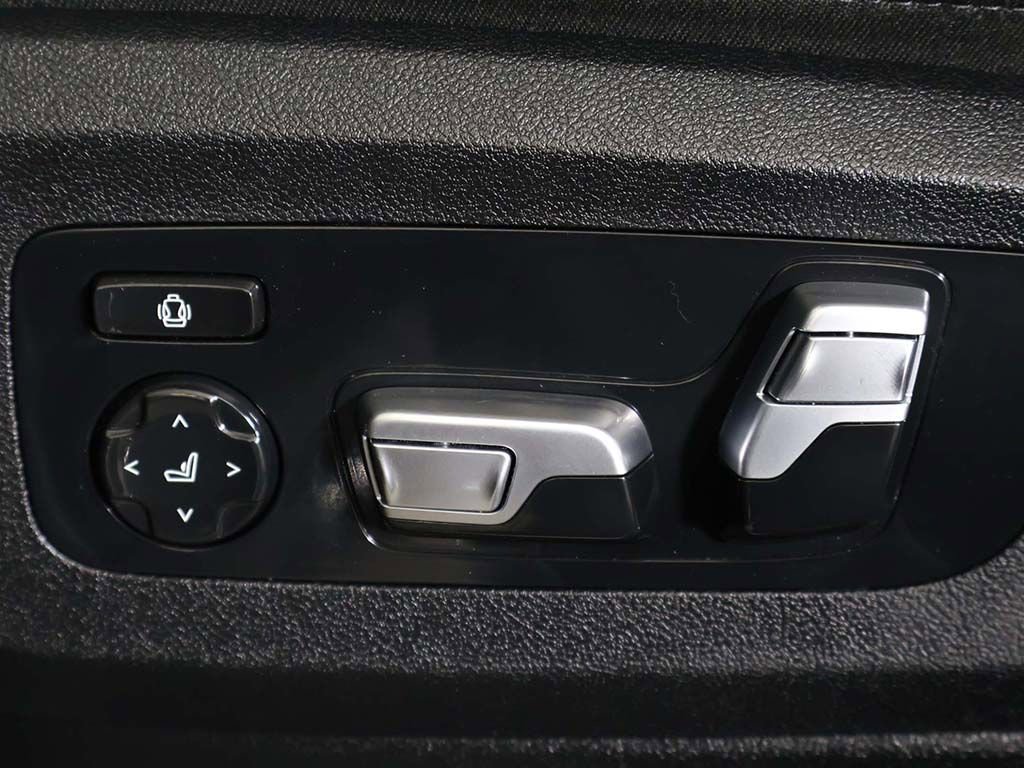 Used 2024 BMW X5 M60i w/ Climate Comfort Package AWD/4WD image 38