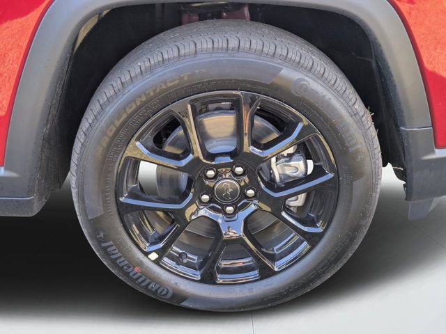 New 2026 Jeep Compass Latitude image 9