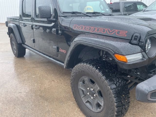 Used 2023 Jeep Gladiator Mojave w/ LED Lighting Group AWD/4WD image 7