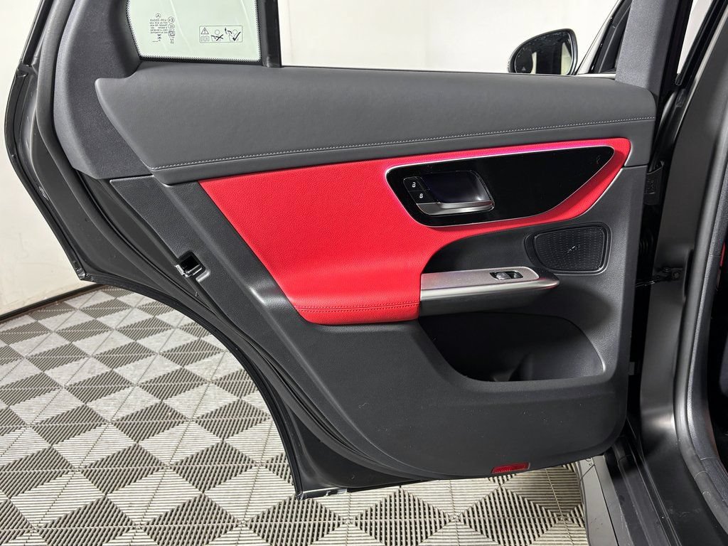 Certified 2026 Mercedes-Benz GLC 43 AMG 4MATIC image 27