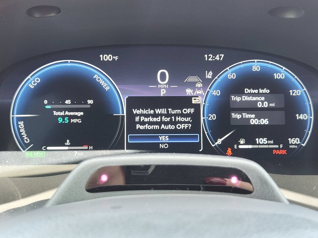 New 2026 Toyota Camry Hybrid FWD image 17