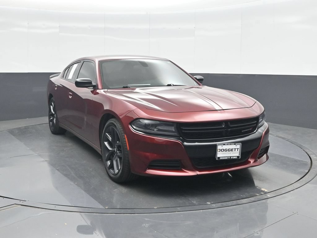 Used 2019 Dodge Charger SXT w/ Blacktop Package RWD image 8