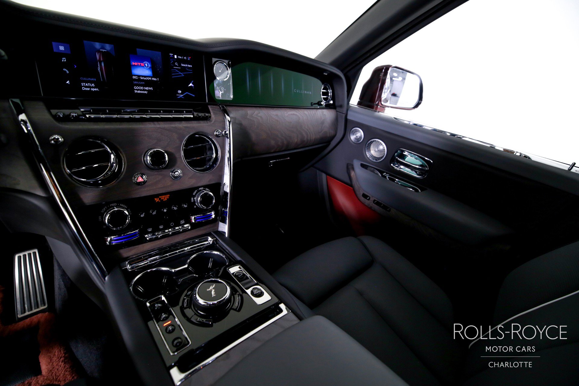Certified 2025 Rolls-Royce Cullinan image 16