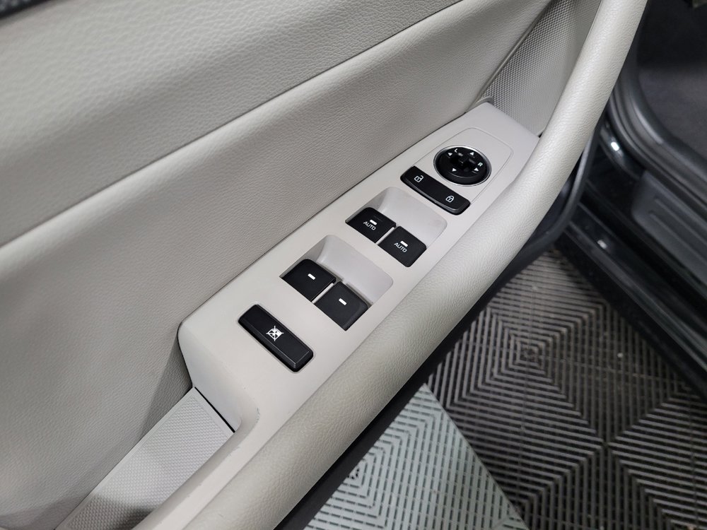 Used 2019 Hyundai Sonata Plug-In Hybrid image 27