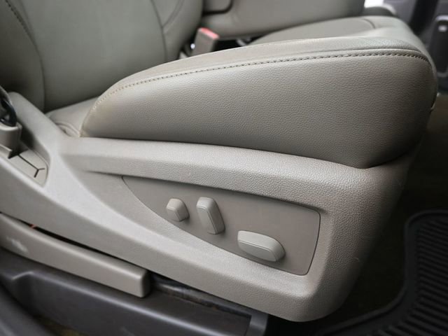 Used 2014 GMC Sierra 1500 SLT w/ SLT Crew Cab Value Package image 19