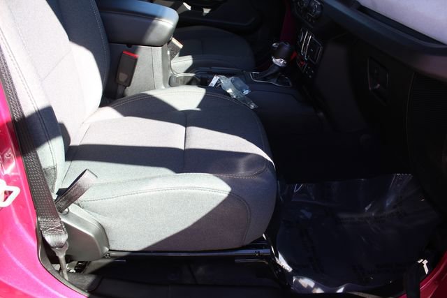 Used 2024 Jeep Wrangler Willys image 34