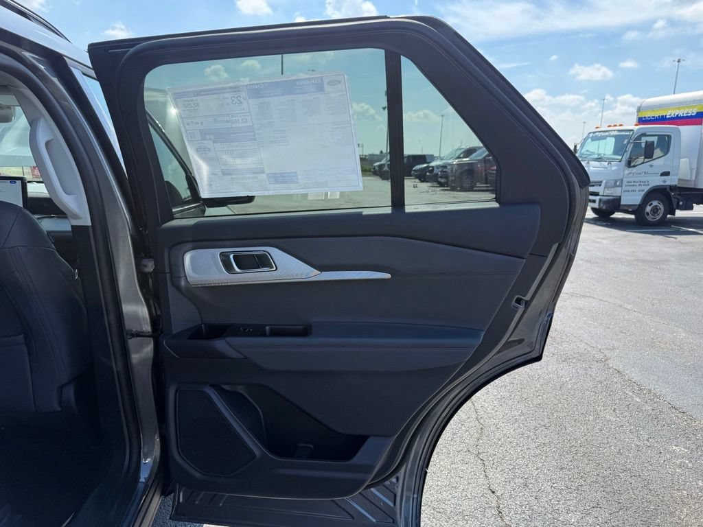 New 2026 Ford Explorer Active w/ Active Comfort Package AWD/4WD image 47