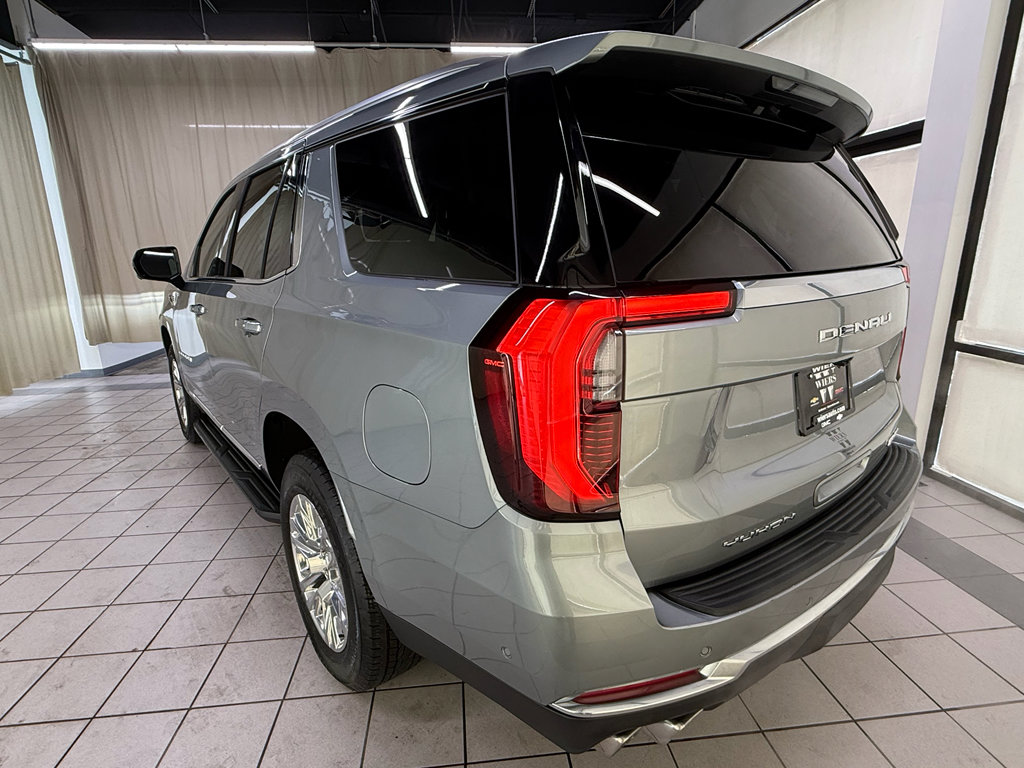 Certified 2025 GMC Yukon Denali AWD/4WD image 9