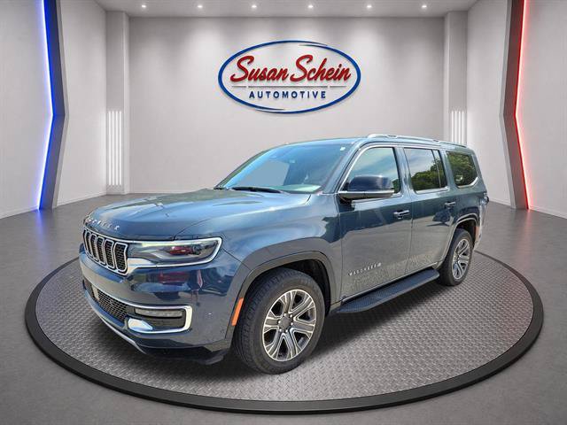 Used 2024 Jeep Wagoneer Series II w/ Flexible Seating Group AWD/4WD image 1