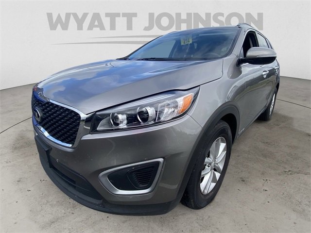 Used 2017 Kia Sorento LX