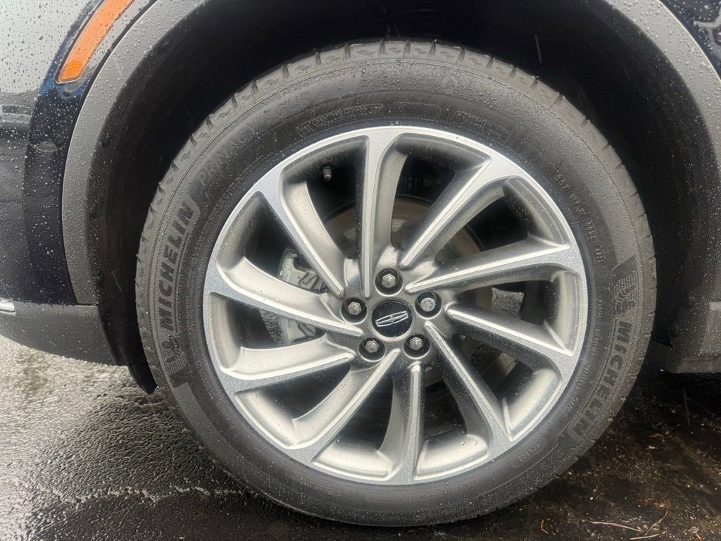 Used 2023 Lincoln Corsair AWD w/ Equipment Group 101A image 11