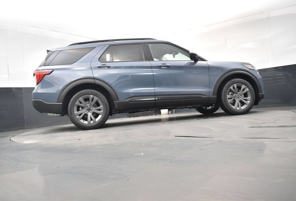 New 2026 Ford Explorer Active w/ Active Comfort Package AWD/4WD image 18