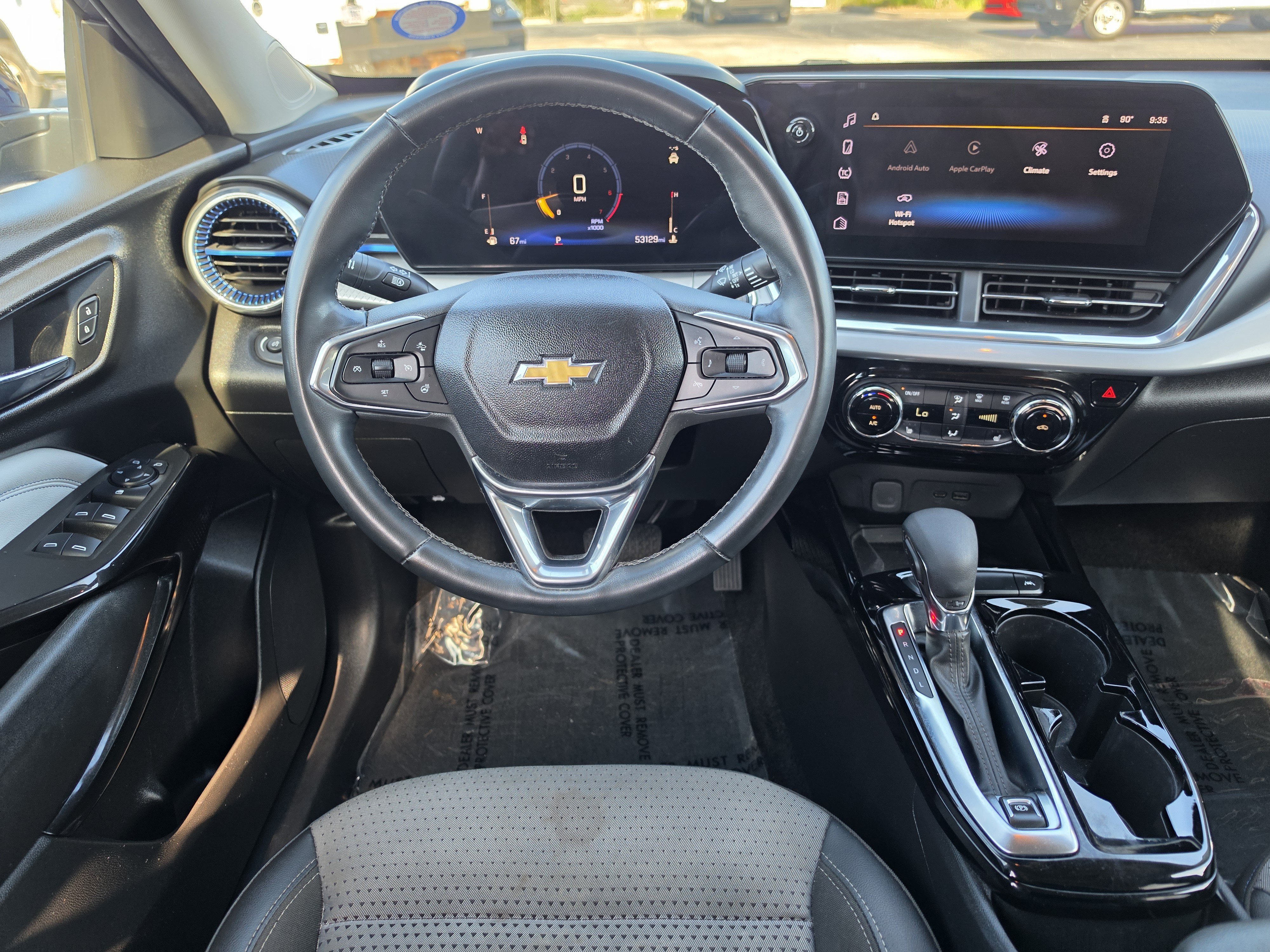 Certified 2024 Chevrolet Trax LT w/ Sunroof Package FWD image 8