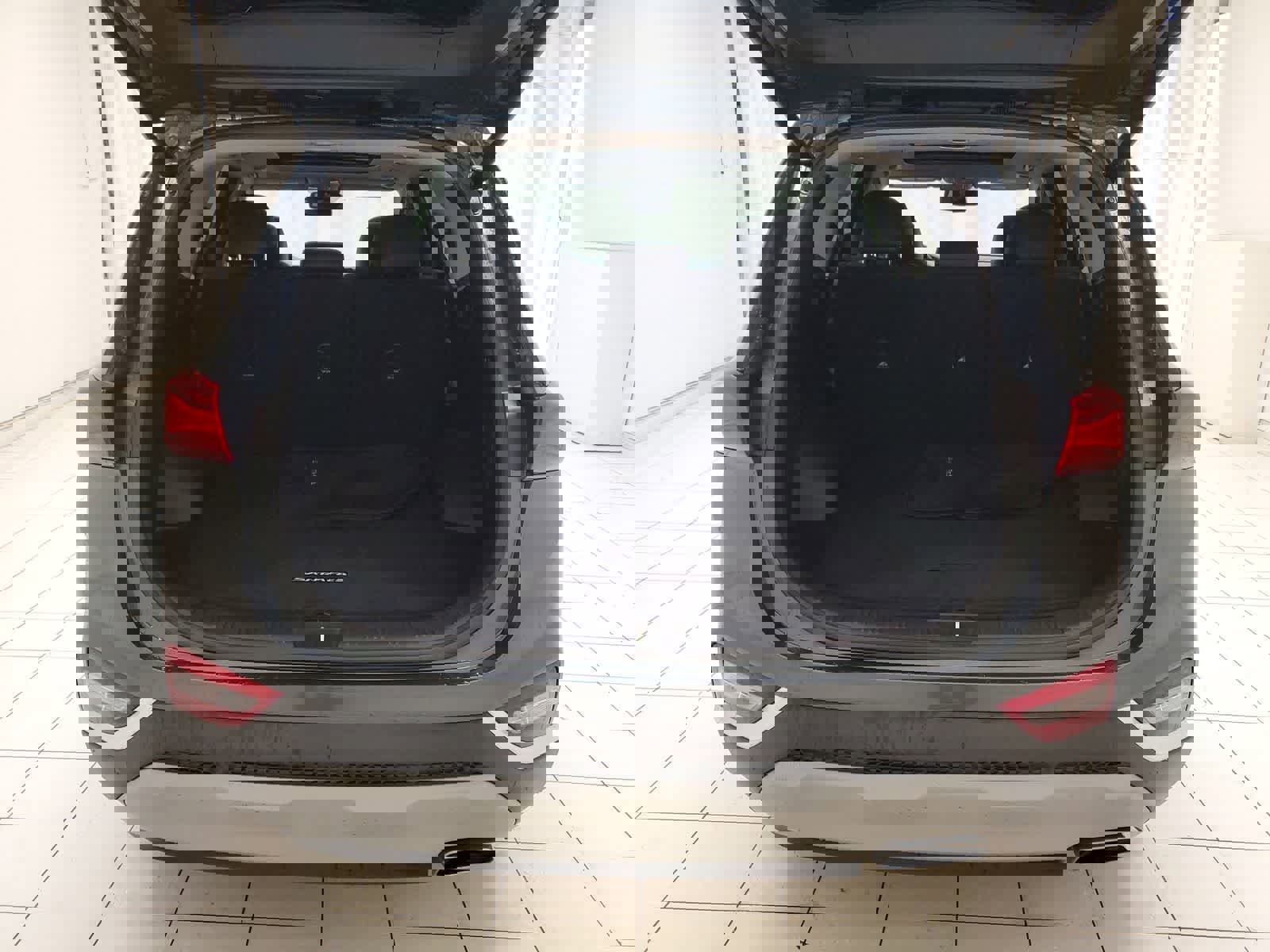 Used 2019 Hyundai Santa Fe Limited image 22