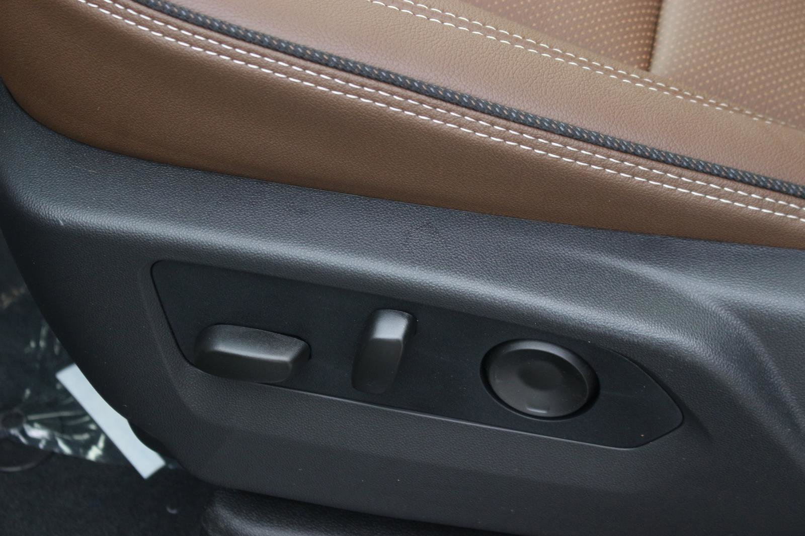 New 2026 Chevrolet Tahoe High Country image 15