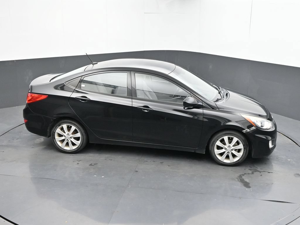 Used 2013 Hyundai Accent GLS w/ Premium Pkg FWD image 31