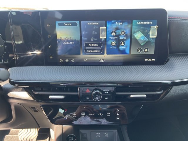 New 2026 Nissan Kicks SR image 16