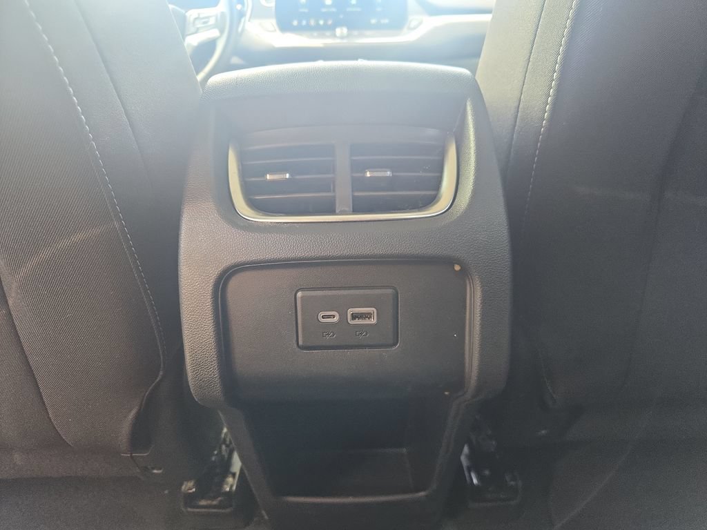 Used 2025 Chevrolet Blazer LT AWD/4WD image 6