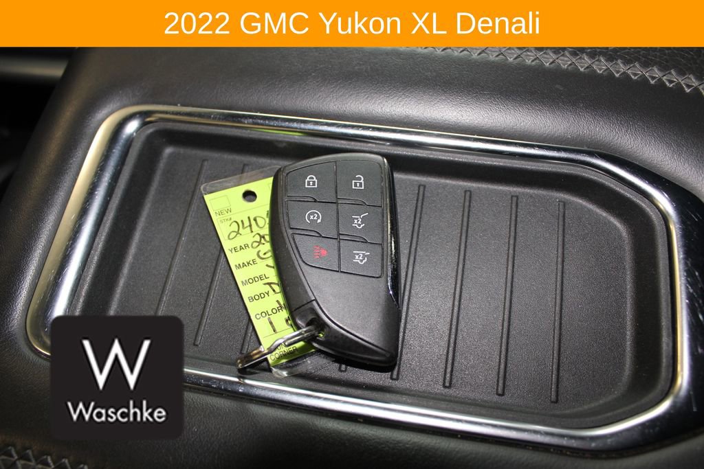 Used 2022 GMC Yukon XL Denali w/ Denali Premium Package AWD/4WD image 37