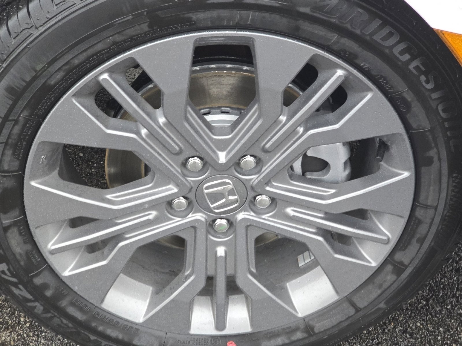 New 2026 Honda Odyssey Touring image 17