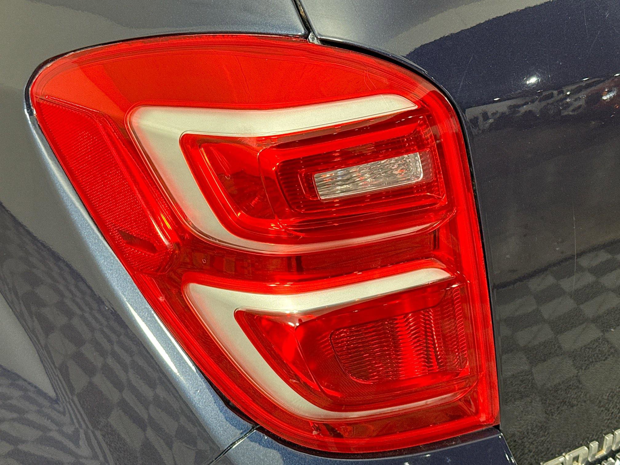 Used 2017 Chevrolet Equinox LT w/ Convenience Package image 34