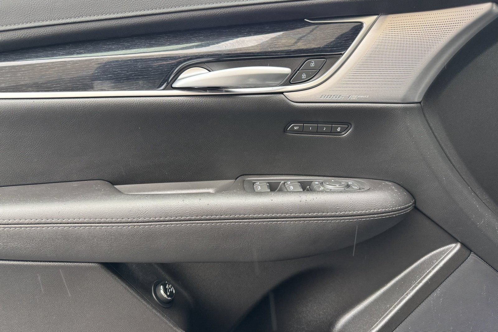 Used 2025 Cadillac XT5 Premium Luxury AWD/4WD image 11