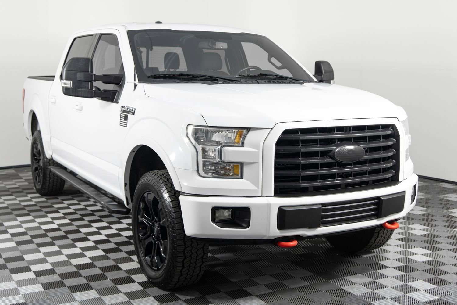 Used 2015 Ford F150 XLT w/ Equipment Group 302A Luxury image 11