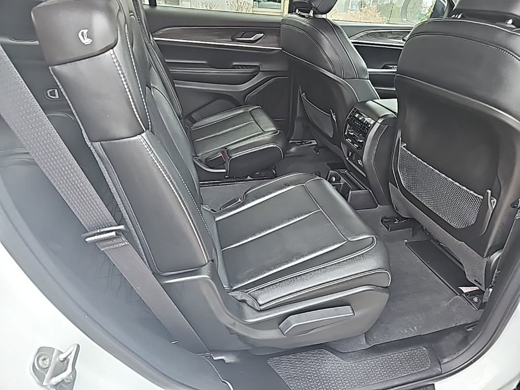 Certified 2023 Jeep Grand Cherokee L Limited image 24