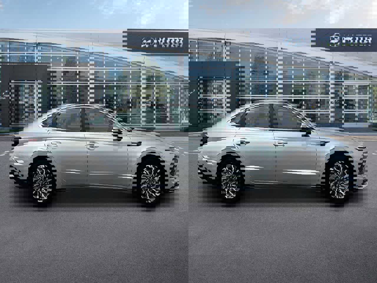 New 2025 Hyundai Sonata Limited image 26