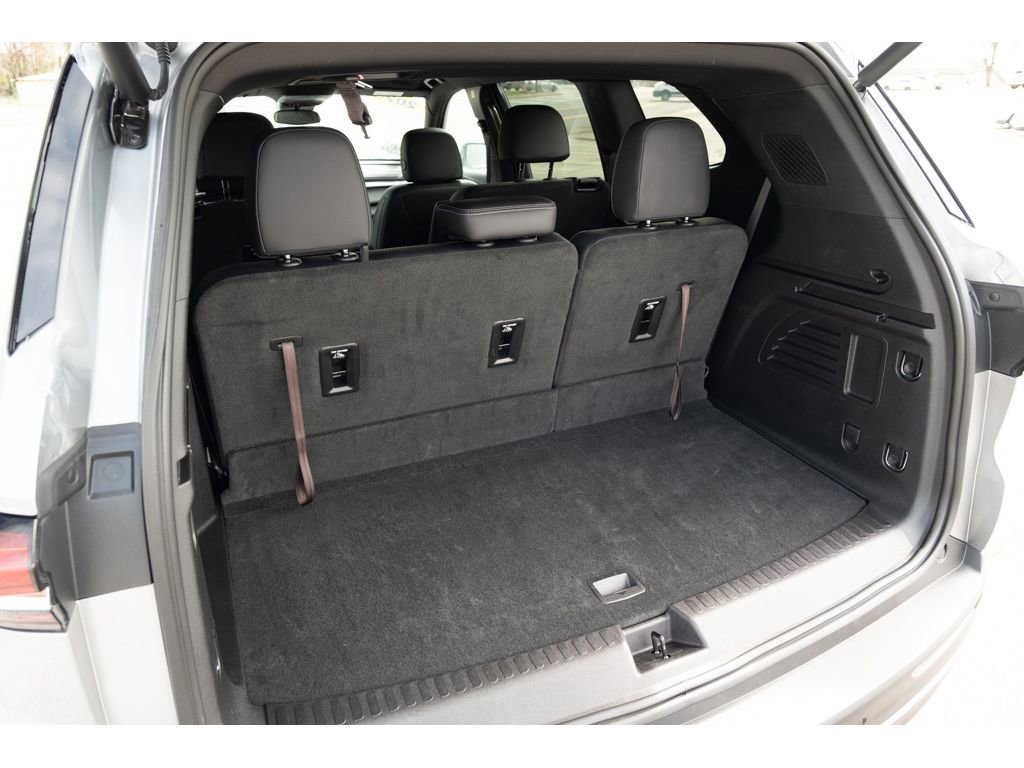 Certified 2025 Buick Enclave Preferred image 33