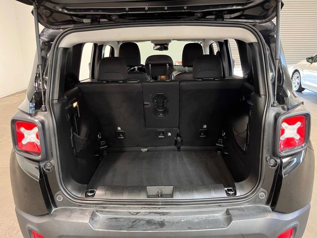 Used 2019 Jeep Renegade Altitude w/ Quick Order Package 2XM image 16