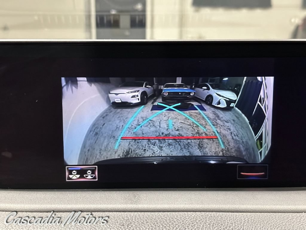 Used 2020 Lexus RX 450hL AWD w/ Premium Package image 11