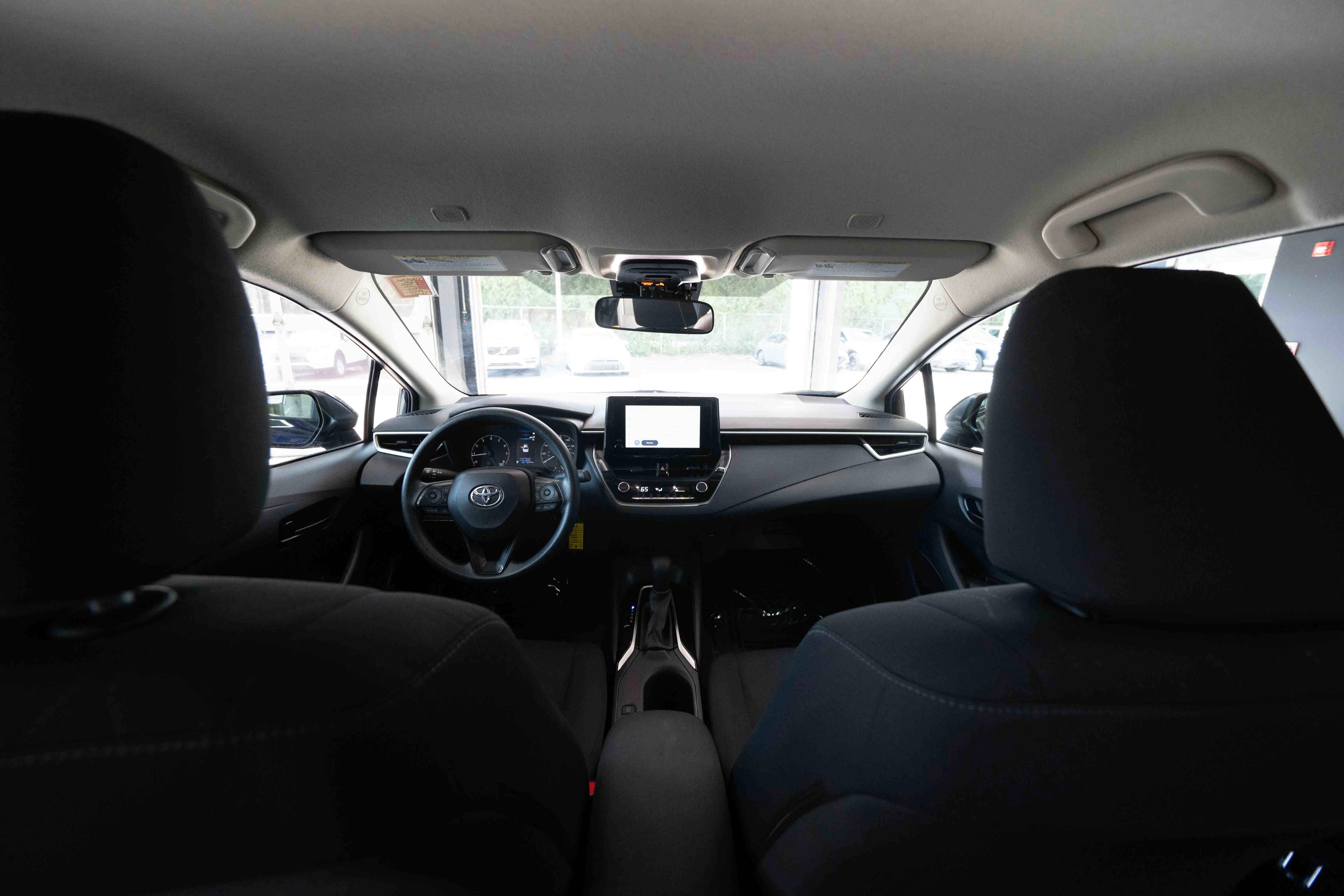 Used 2024 Toyota Corolla LE image 19