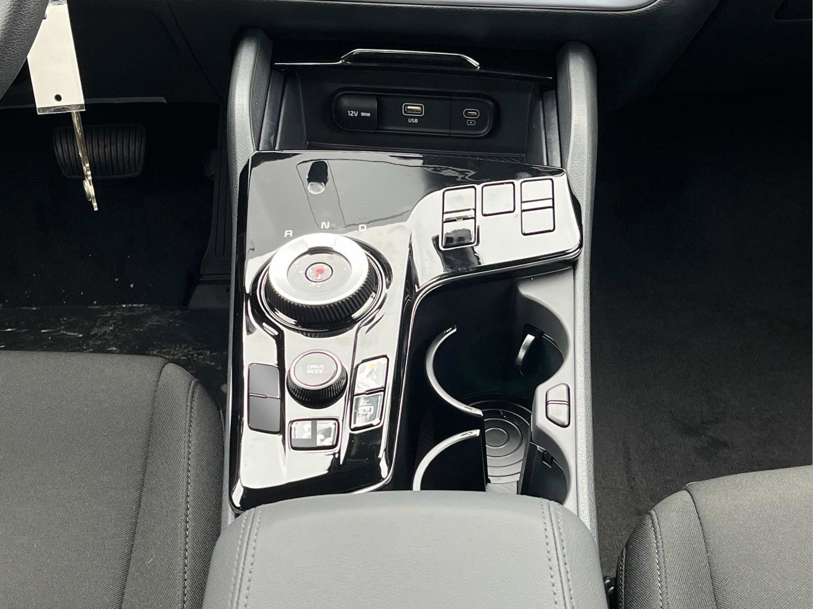 New 2025 Kia Sportage LX image 19