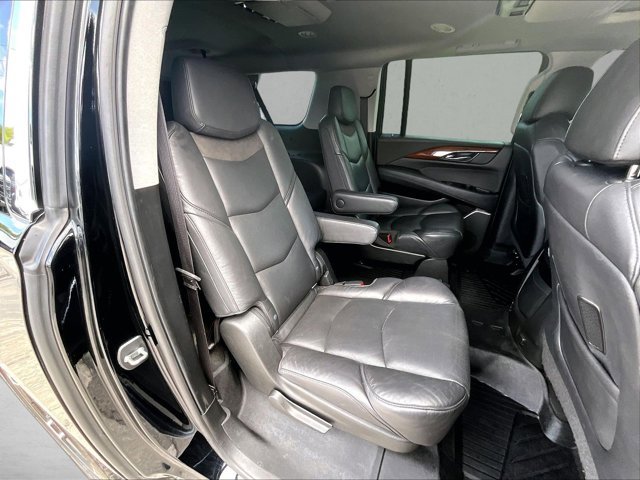 Used 2020 Cadillac Escalade ESV Luxury RWD image 29