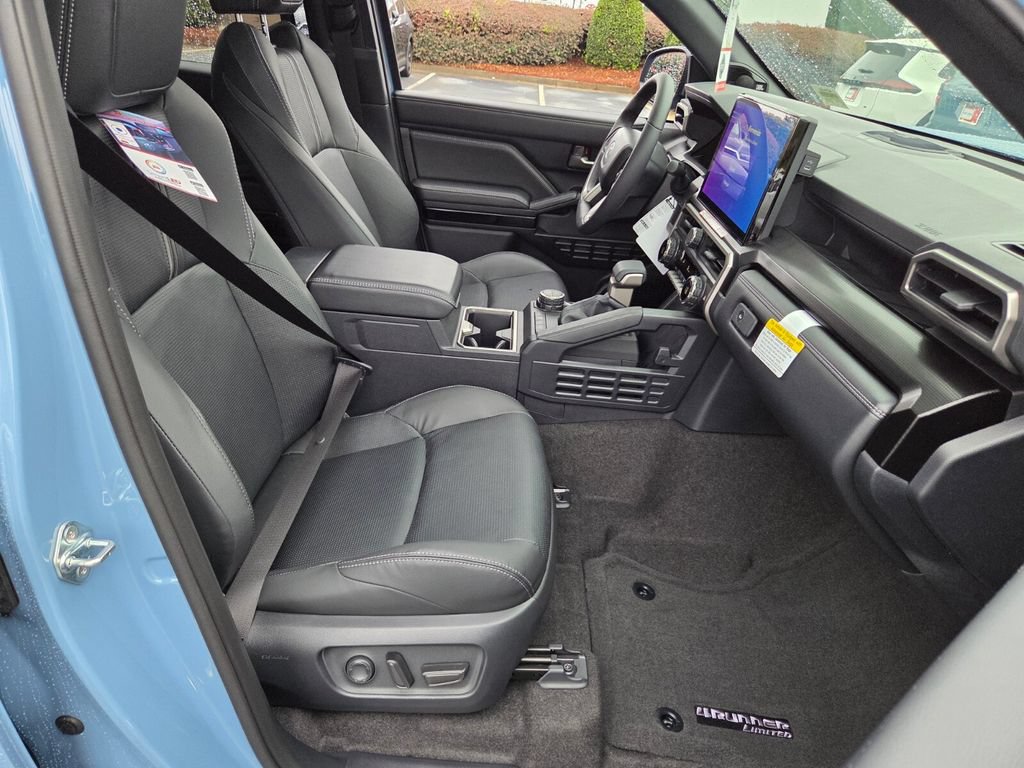 New 2026 Toyota 4Runner Limited AWD/4WD image 16