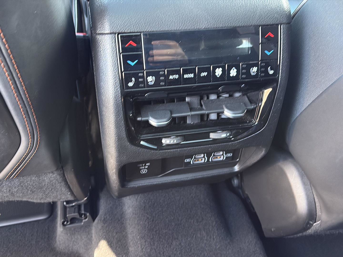 Used 2023 Jeep Grand Cherokee L Summit image 25