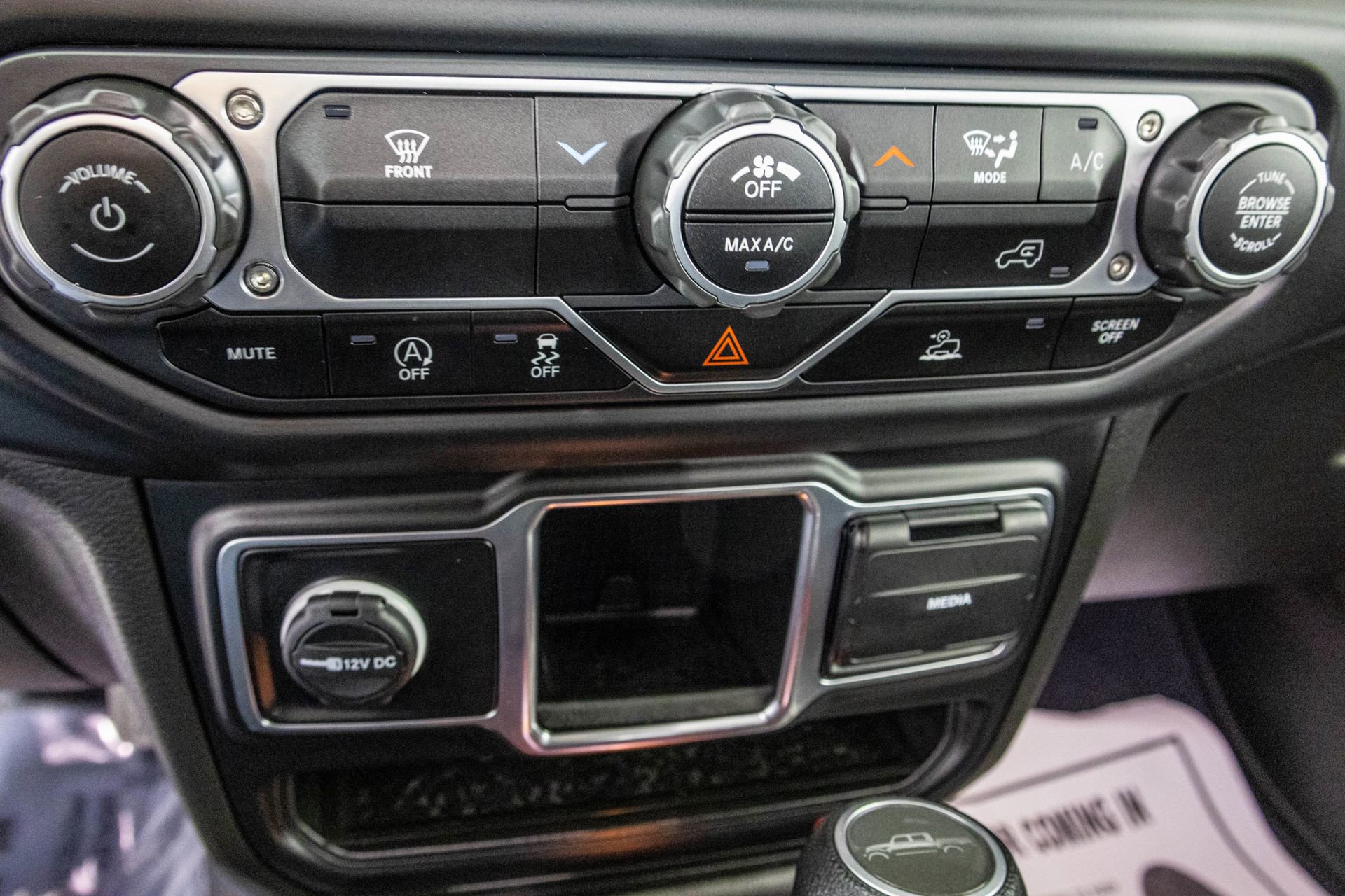 Used 2023 Jeep Gladiator Sport w/ Trailer Tow Package image 25
