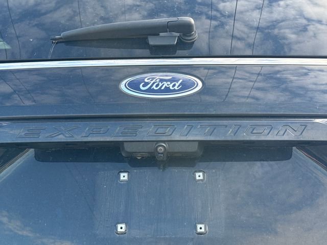 Used 2019 Ford Expedition Limited w/ Equipment Group 303A AWD/4WD image 18