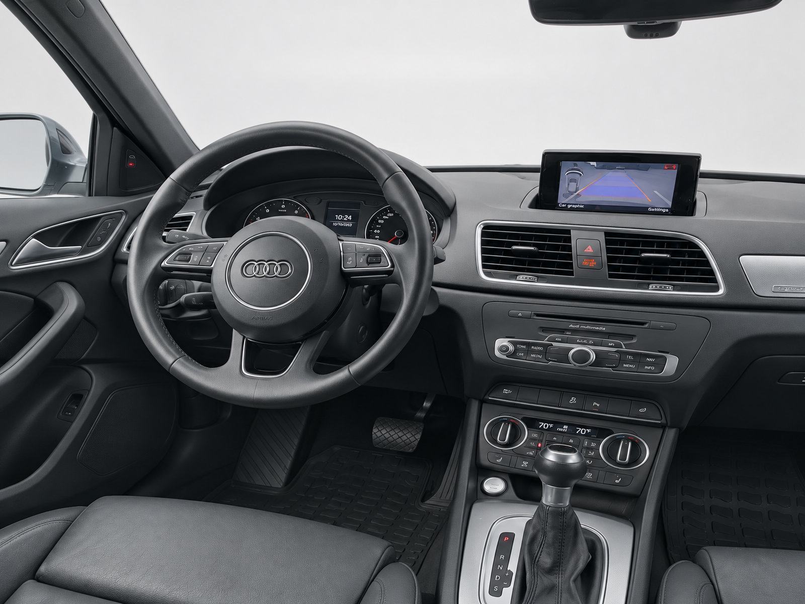 Used 2018 Audi Q3 2.0T Premium Plus w/ Premium Plus Package AWD/4WD image 24