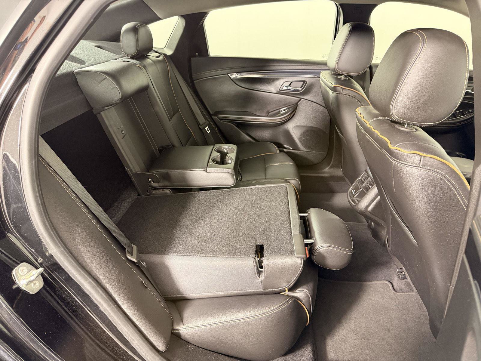 Used 2018 Chevrolet Impala Premier FWD image 19