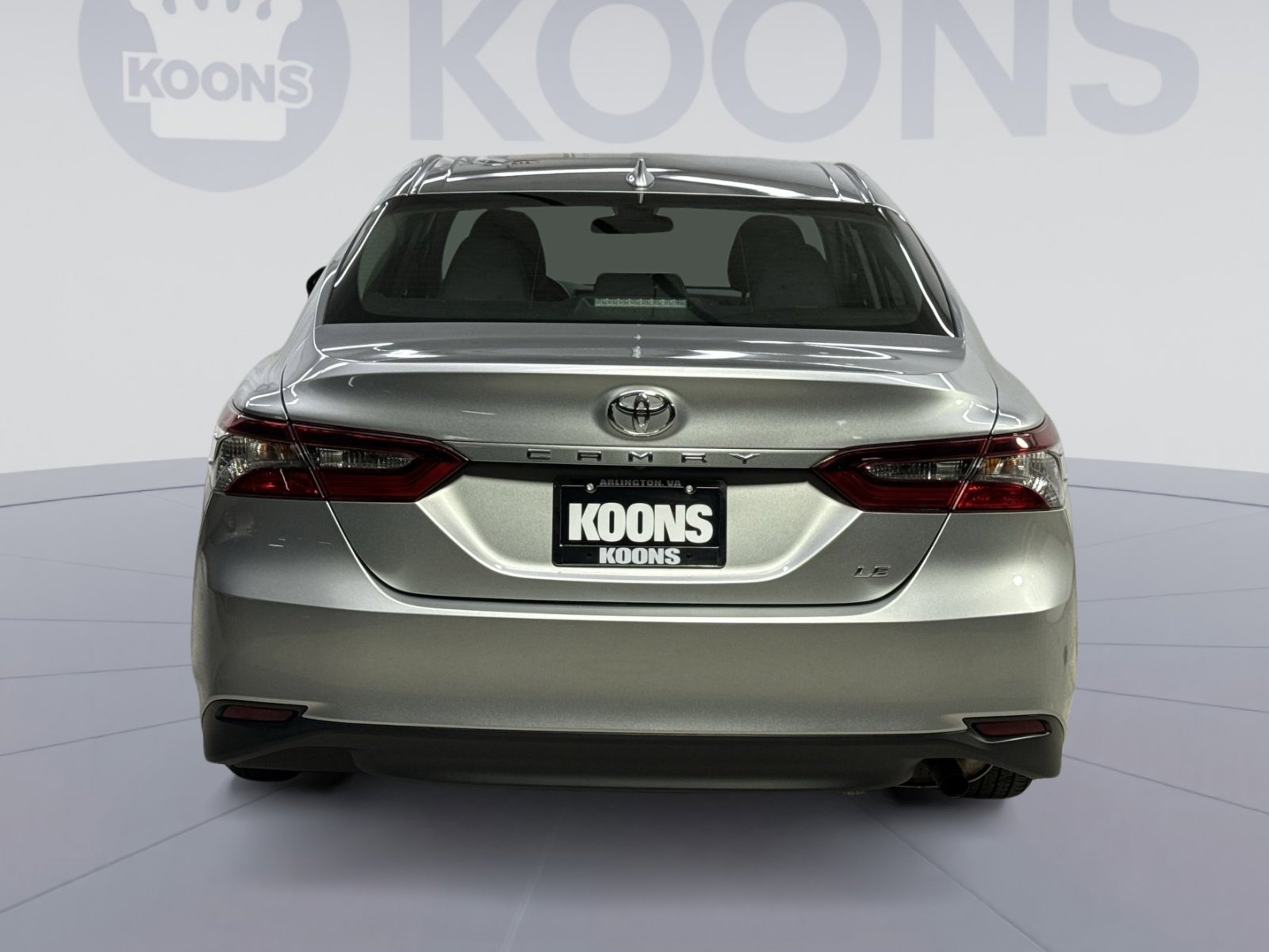 Used 2022 Toyota Camry LE image 11