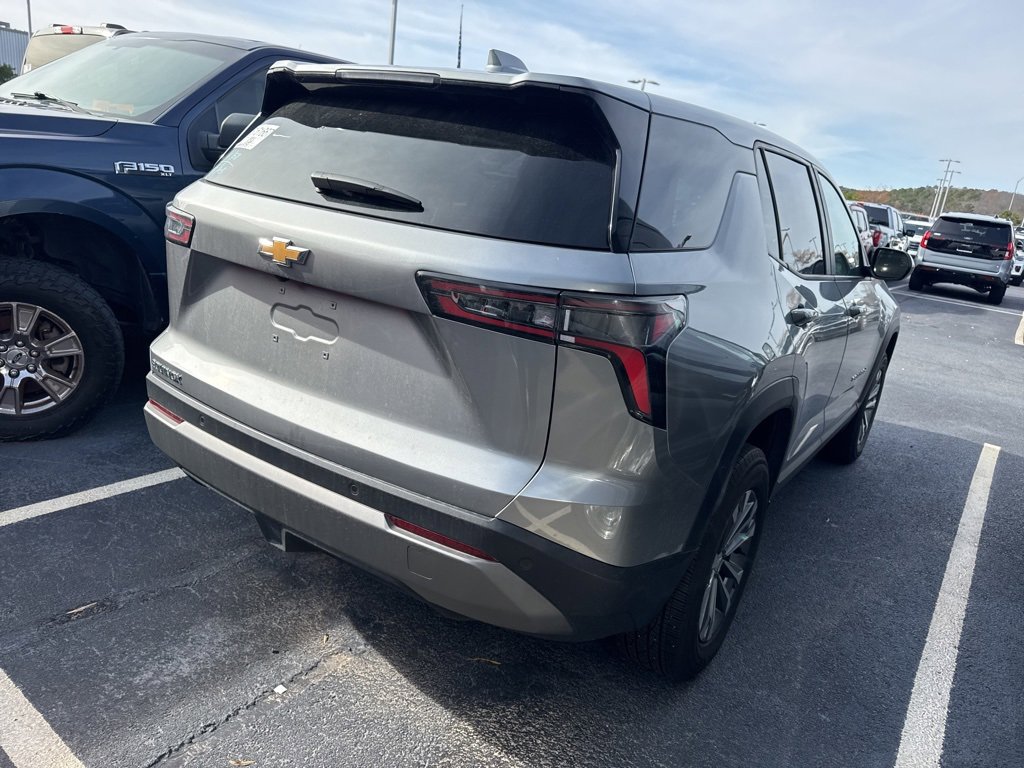 Used 2025 Chevrolet Equinox LT image 6