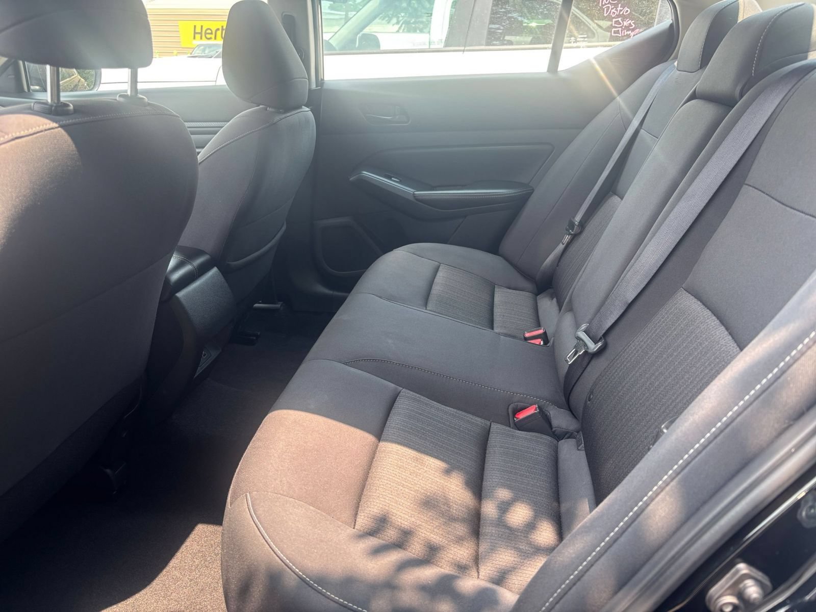 Used 2025 Nissan Altima 2.5 SV FWD image 23