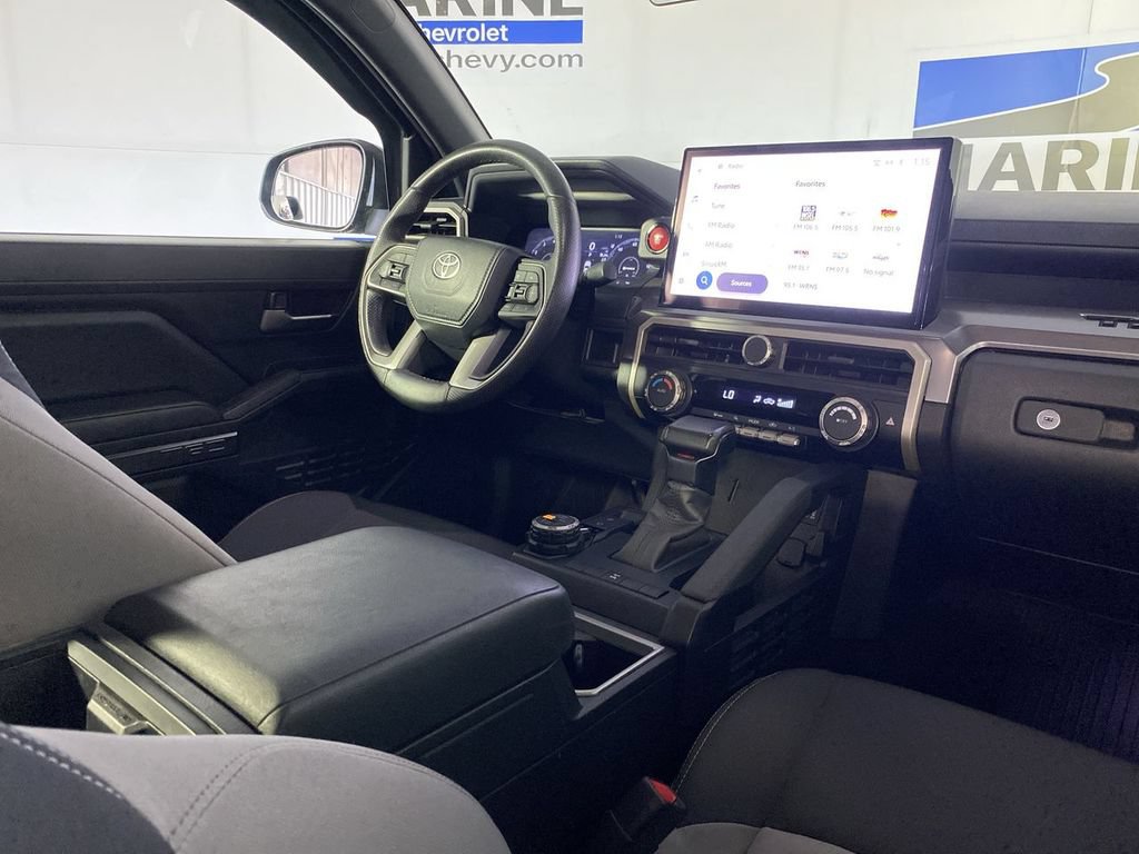 Used 2024 Toyota Tacoma TRD Off-Road AWD/4WD image 26