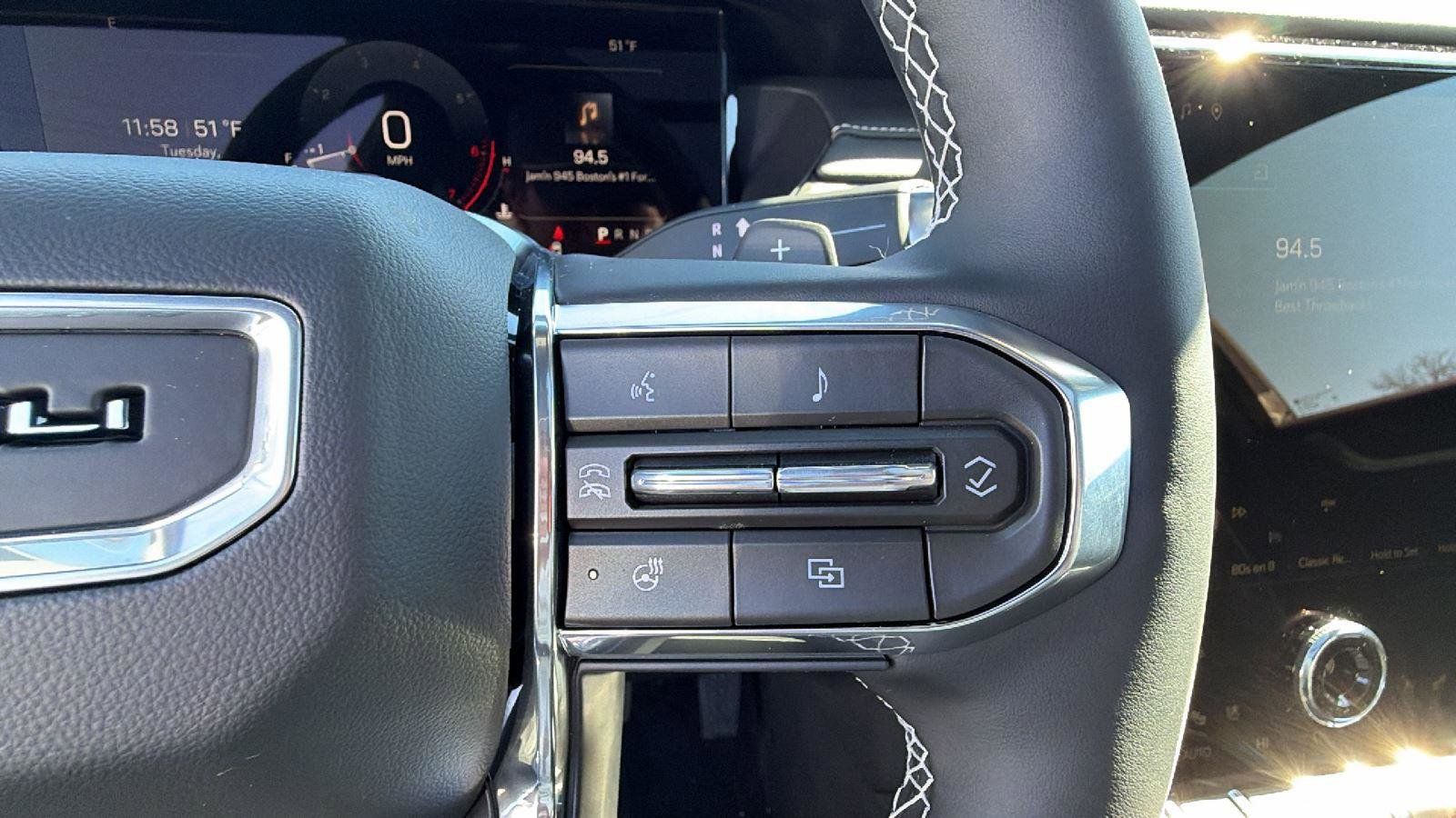 New 2026 GMC Acadia Denali w/ Super Cruise Package image 28