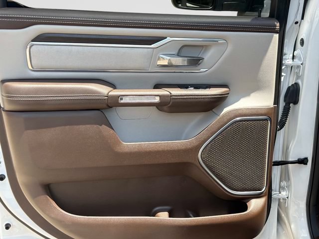 Used 2025 RAM 1500 Laramie w/ Trailer Tow Group AWD/4WD image 14