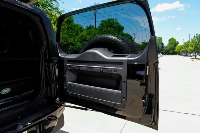 New 2026 Land Rover Defender 110 OCTA AWD/4WD image 68