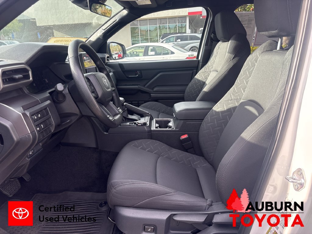 Certified 2025 Toyota Tacoma SR5 AWD/4WD image 12
