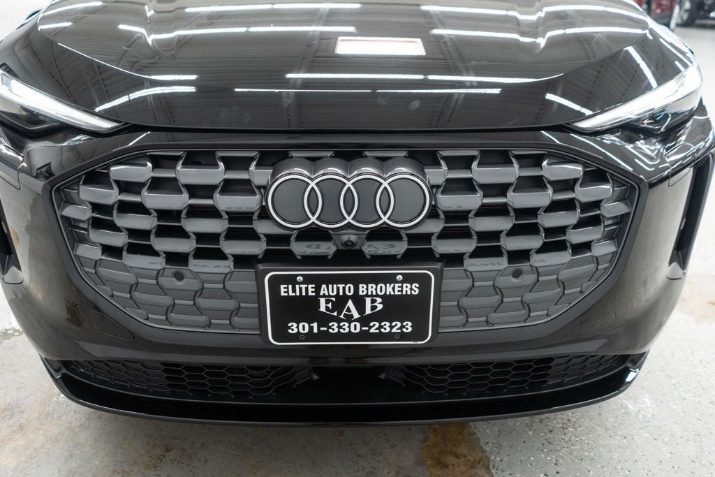Used 2025 Audi Q5 Premium AWD/4WD image 46